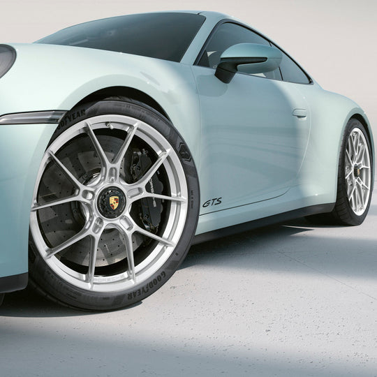 Porsche 20/21-inch 911 Carrera GTS Lightweight Wheelset with Central Locking (992.2)