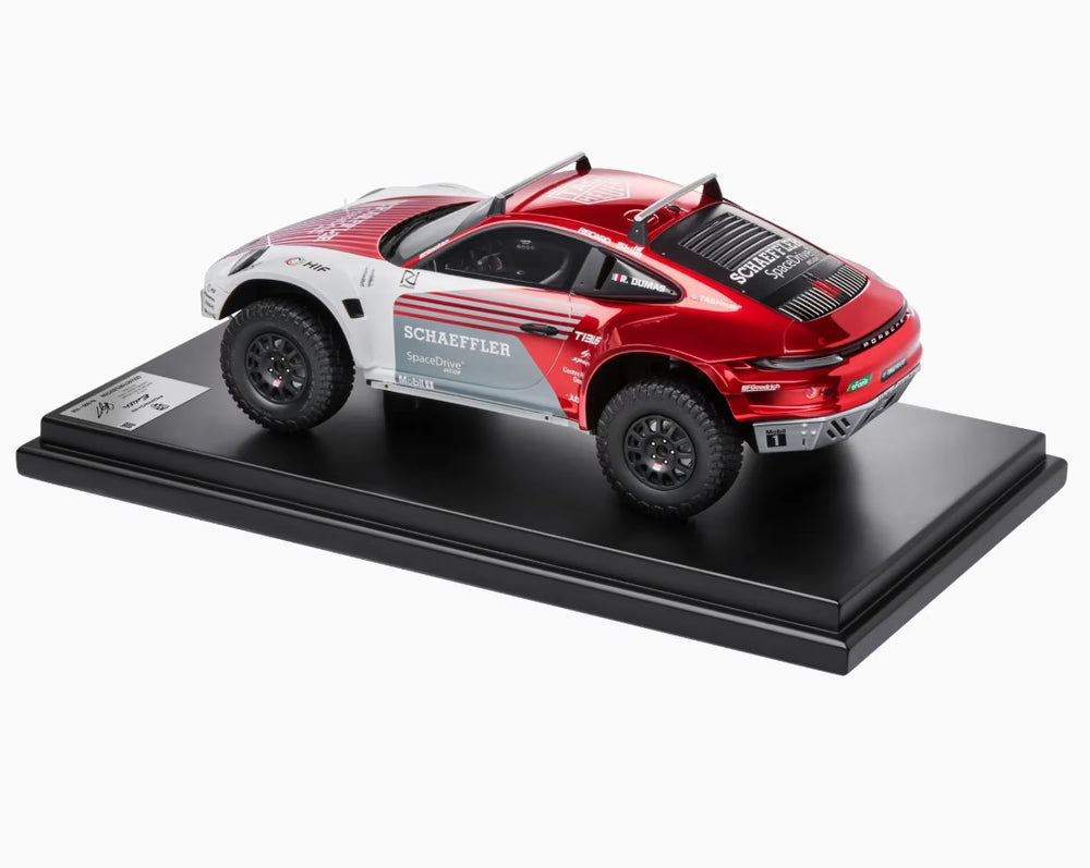 Porsche 911 Edith (992) Limited Edition Model Car - 1:12 Scale
