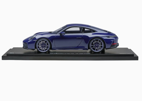 Porsche 911 Carrera 4 GTS 992.2 40Y Porsche Italia, 1:18 Scale Model Car - Blue