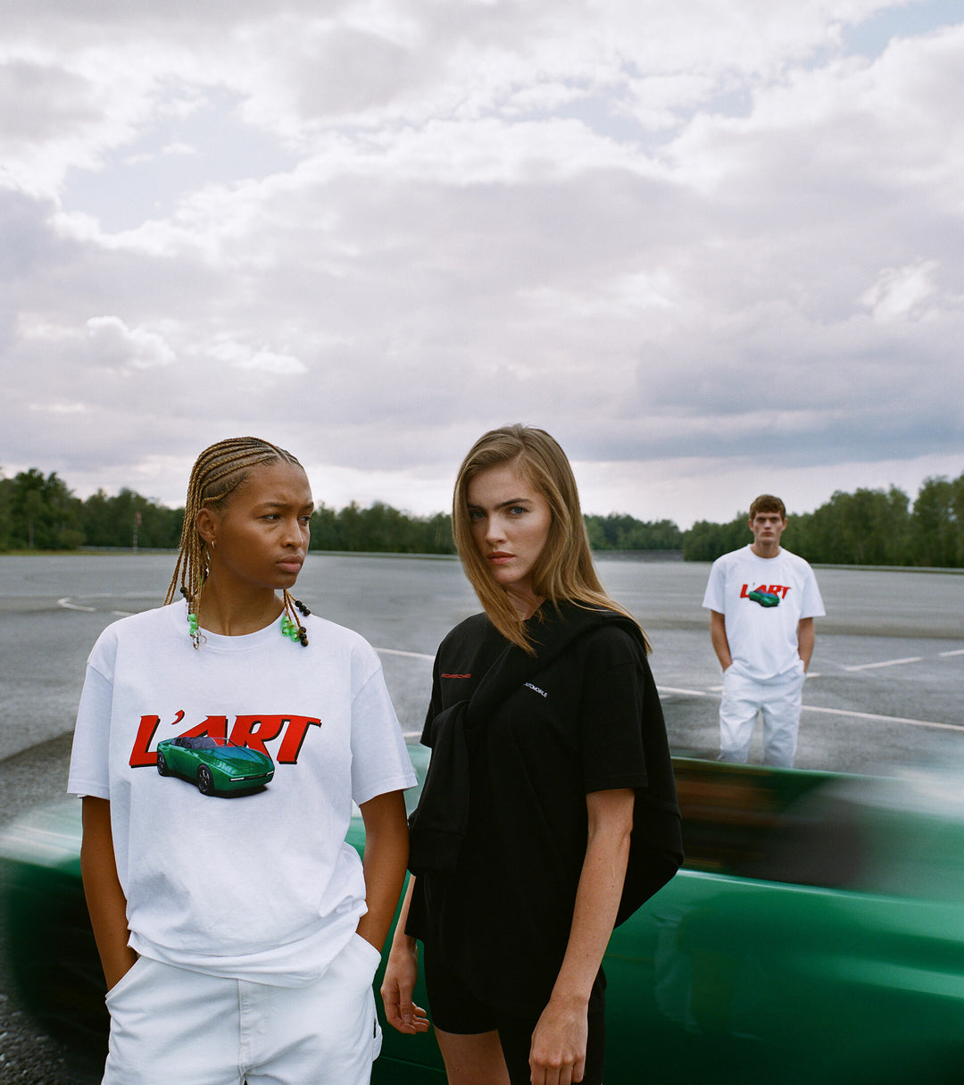 Porsche Unisex T-Shirt - 968 L'ART X Porsche