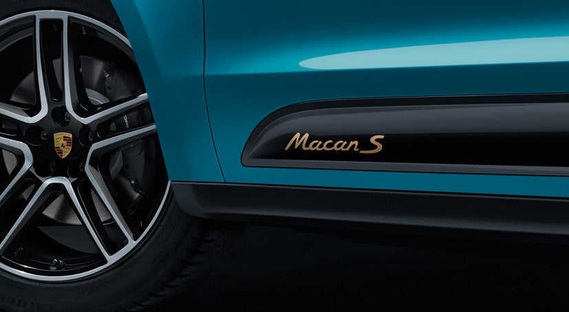 Macan S / GTS / Turbo model logo on sideblades - Macan II