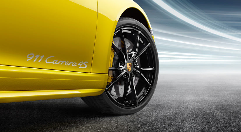 Porsche 911 (991) Model Decal On Doors